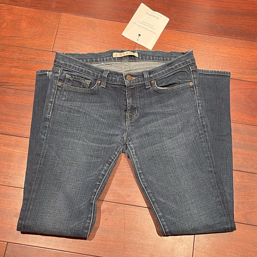 J Brand Low-Rise Straight Leg Jeans - Picture 4 of 8